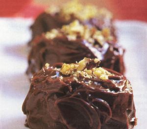 Çikolatalı Kremalı Kek